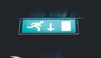 Illuminazione di emergenza nelle aziende